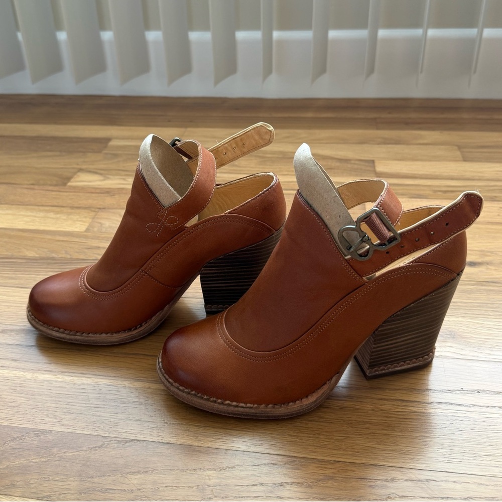 Timberland Marge Slingback Ankle Bootie Brown Leather Heels Size 7